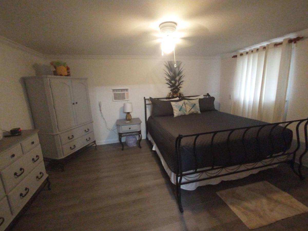 Welcome To Pineapple House! Πενσακόλα Εξωτερικό φωτογραφία